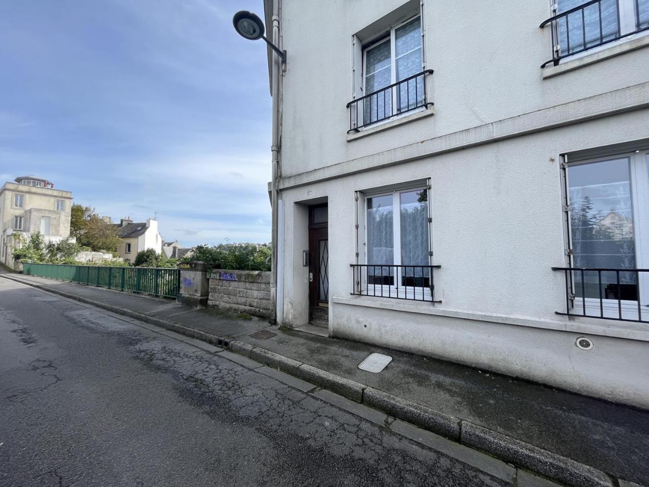 Off Quimper Exterior photo